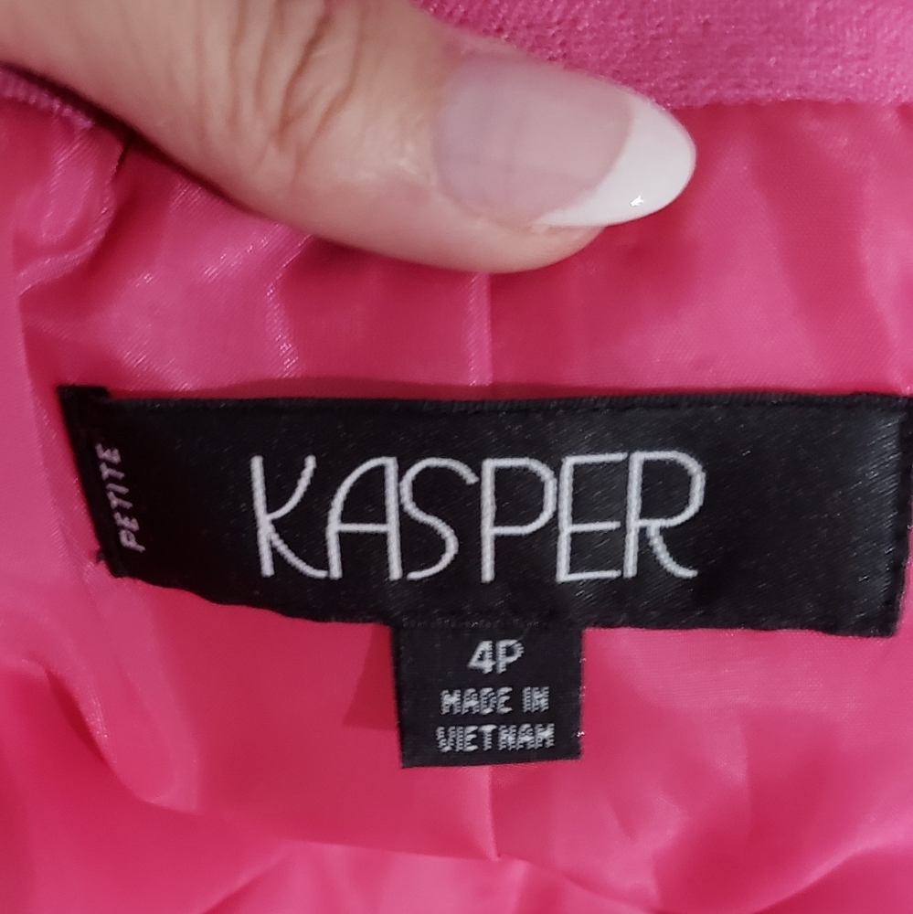 Kasper 4P Barbie Pink Suit - Picture 9 of 10